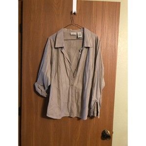 Womens button up blouse White Stag  22 24 textured embrodery